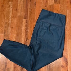 All in Motion Shiny Emerald Green/ Teal Leggings Size XL